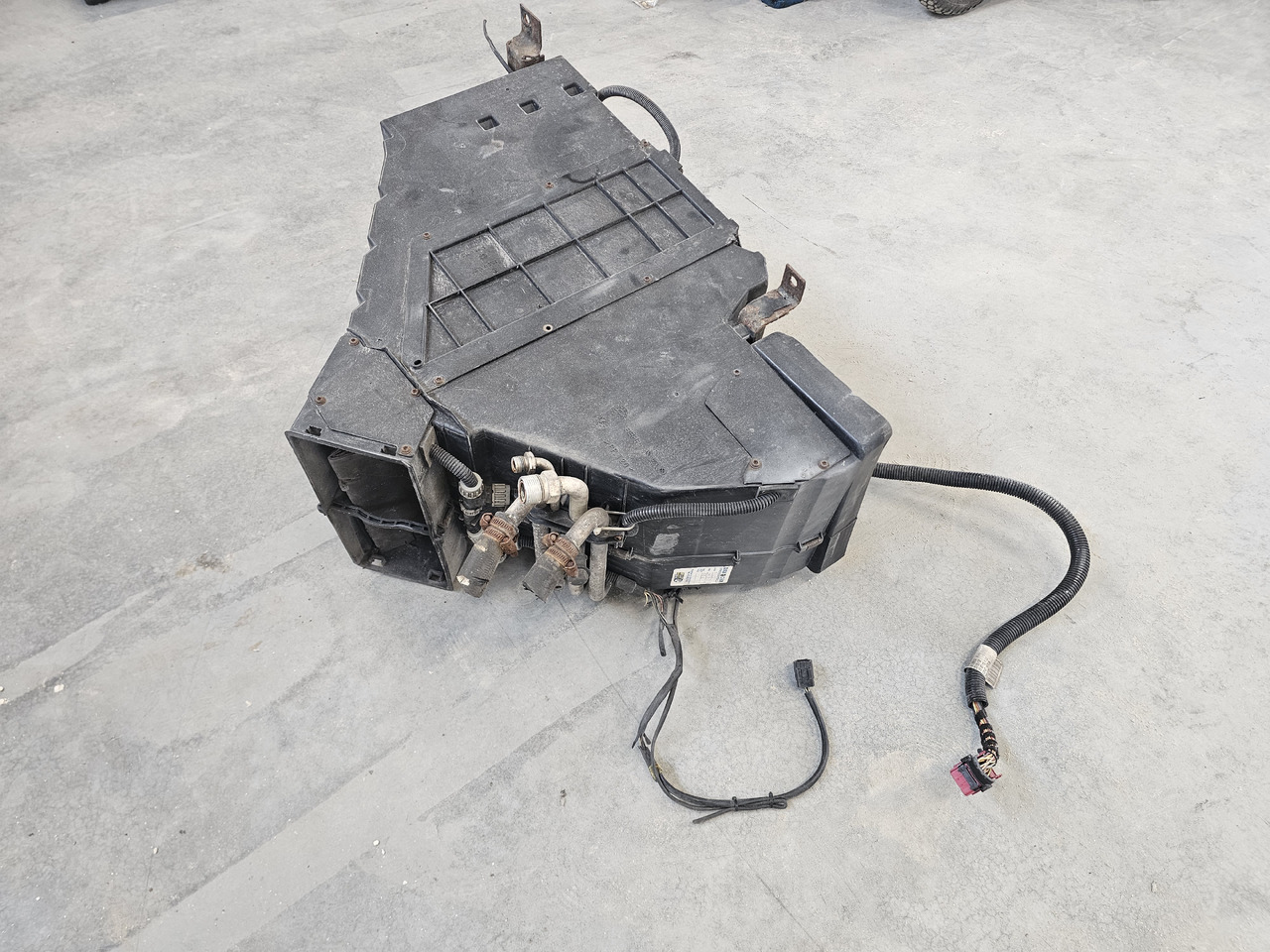 RENAULT MAGNUM DXI VEGA / COMPLETE HEATHER / 7485119812 - Šildymas/ Ventiliacija: foto 4 RENAULT MAGNUM DXI VEGA / COMPLETE HEATHER / 7485119812 - Šildymas/ Ventiliacija: foto 4