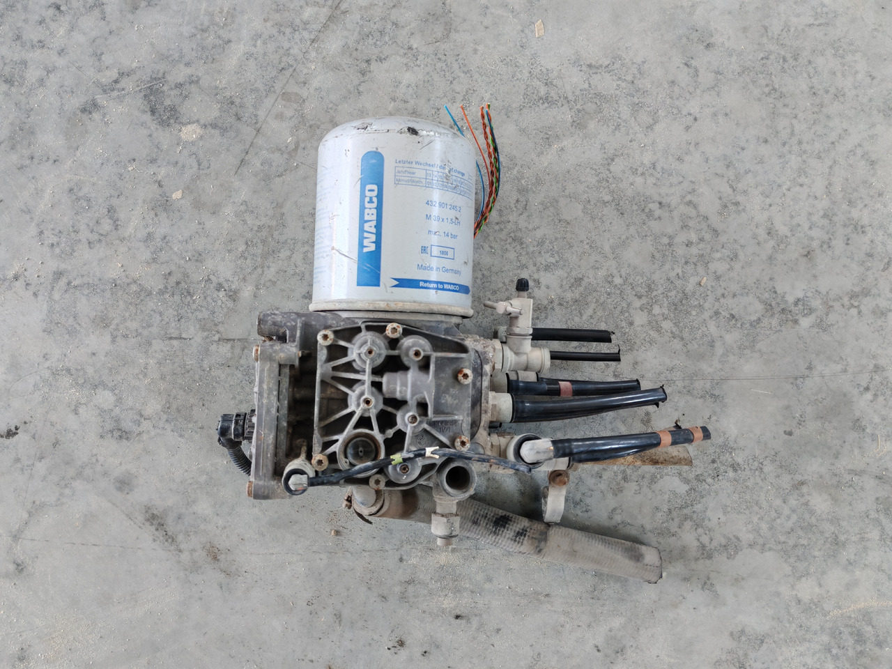 RENAULT PREMIUM MAGNUM DXI / AIR DRYIER / EL1100 - Stabdžių vožtuvas: foto 1 RENAULT PREMIUM MAGNUM DXI / AIR DRYIER / EL1100 - Stabdžių vožtuvas: foto 1