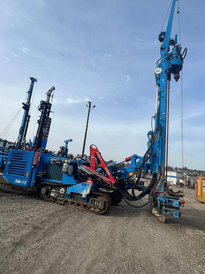 Soilmec SM17 - Polių kalimo mašina: foto 1 Soilmec SM17 - Polių kalimo mašina: foto 1