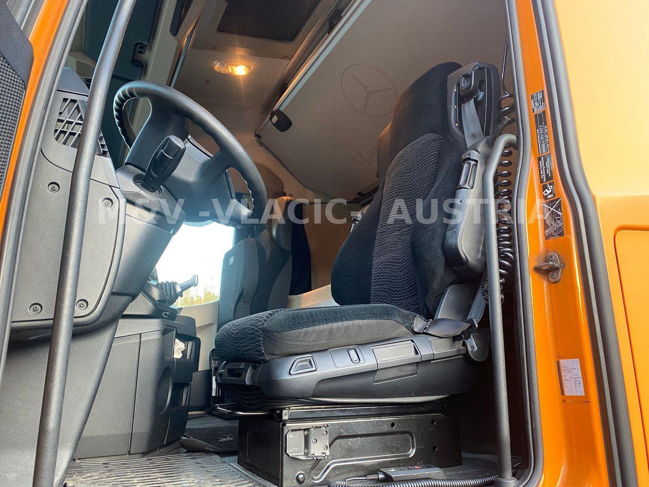 Mercedes-Benz 2542 - Konteineris-vežimus/ Sukeisti kūną sunkvežimis: foto 4 Mercedes-Benz 2542 - Konteineris-vežimus/ Sukeisti kūną sunkvežimis: foto 4