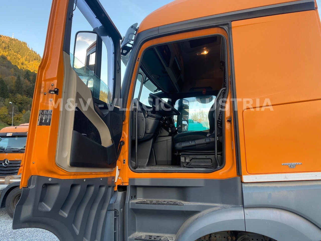 Mercedes-Benz 2542 - Konteineris-vežimus/ Sukeisti kūną sunkvežimis: foto 3 Mercedes-Benz 2542 - Konteineris-vežimus/ Sukeisti kūną sunkvežimis: foto 3