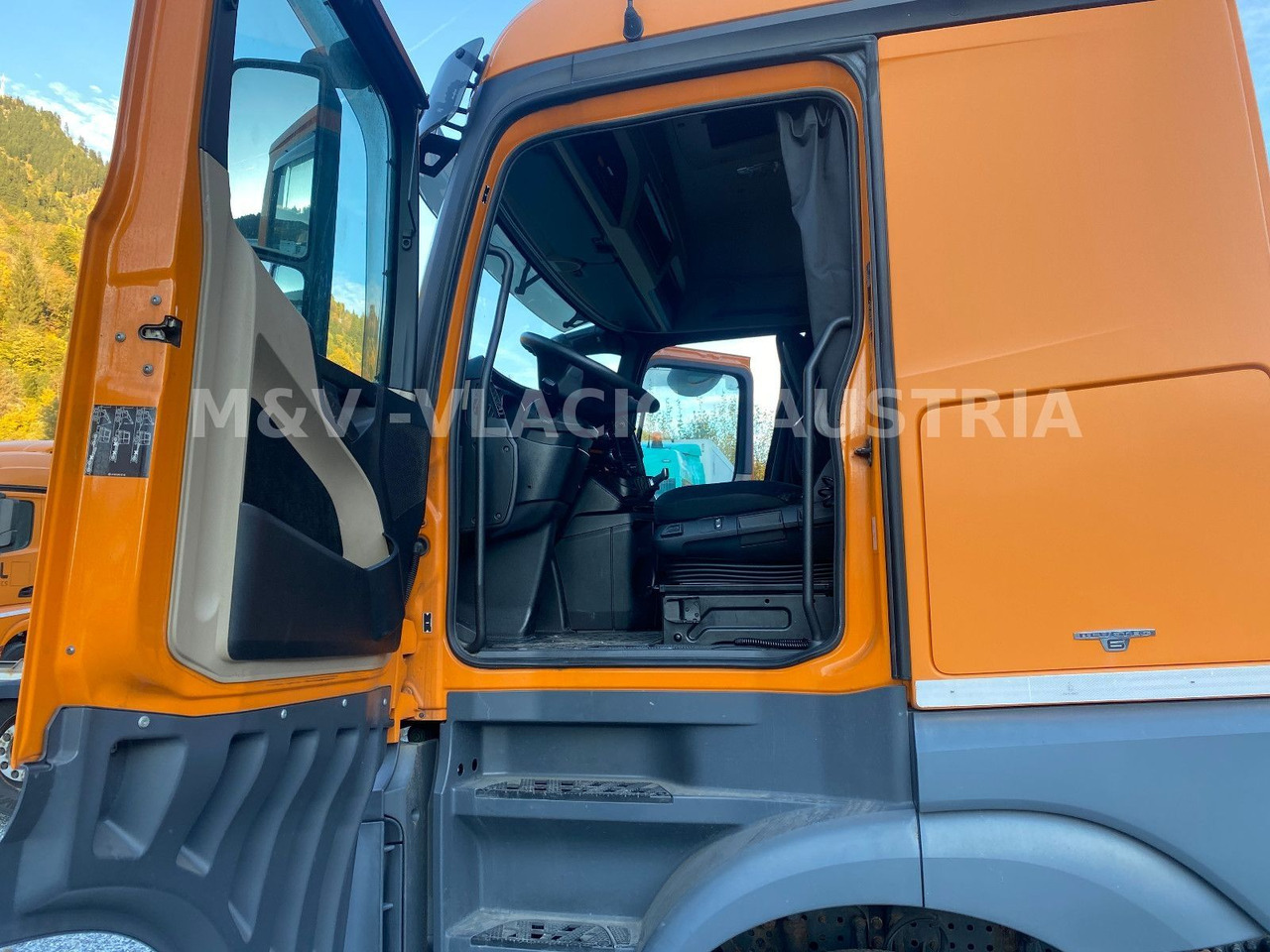 Mercedes-Benz 2542 - Konteineris-vežimus/ Sukeisti kūną sunkvežimis: foto 2 Mercedes-Benz 2542 - Konteineris-vežimus/ Sukeisti kūną sunkvežimis: foto 2