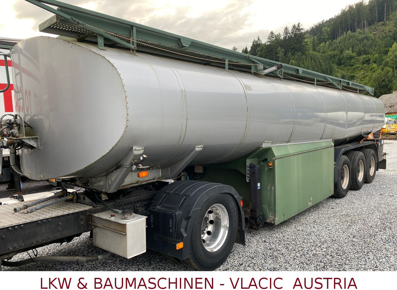 Schwarzmüller Tank für Öl transport - Puspriekabė cisterna: foto 1 Schwarzmüller Tank für Öl transport - Puspriekabė cisterna: foto 1