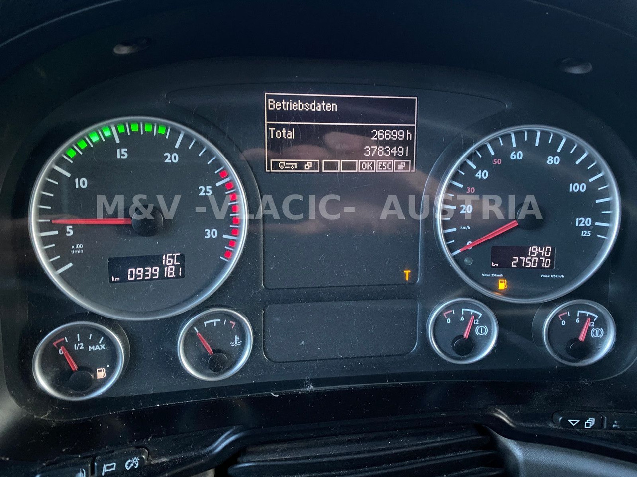 MAN TGS 18.480 euro 5 EEV (Kipper AP Achsen) - Vilkikas: foto 5 MAN TGS 18.480 euro 5 EEV (Kipper AP Achsen) - Vilkikas: foto 5