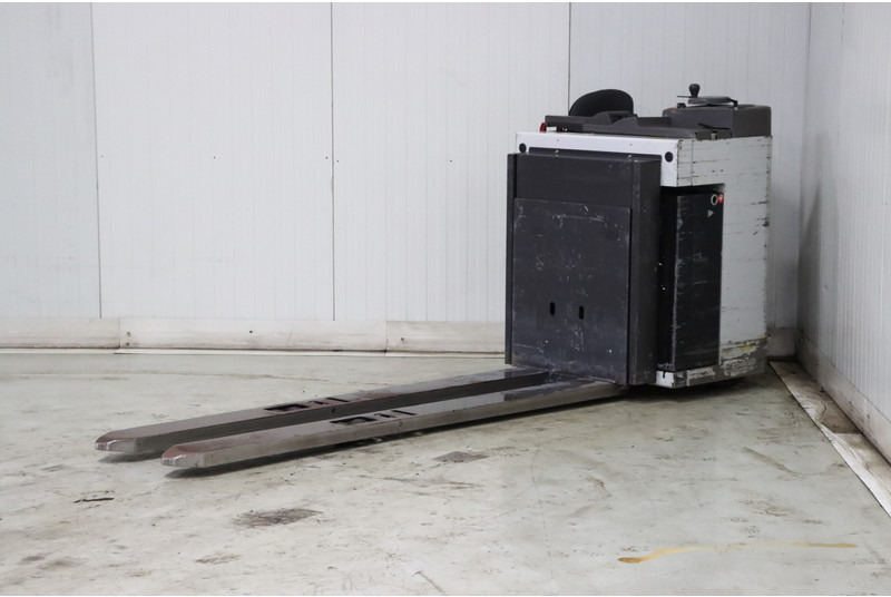 Atlet A/ALL/200 - Užsakytų prekių krautuvas: foto 4 Atlet A/ALL/200 - Užsakytų prekių krautuvas: foto 4