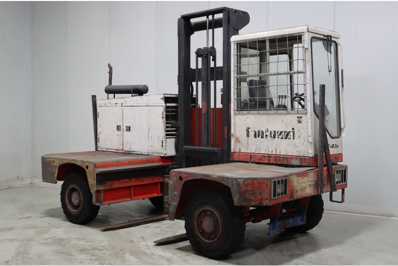 Fantuzzi SF45 - Šoninis krautuvas: foto 1 Fantuzzi SF45 - Šoninis krautuvas: foto 1