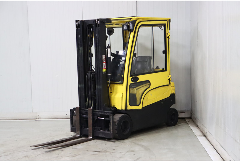 Hyster J2.0XN - Elektrinis krautuvas: foto 4 Hyster J2.0XN - Elektrinis krautuvas: foto 4