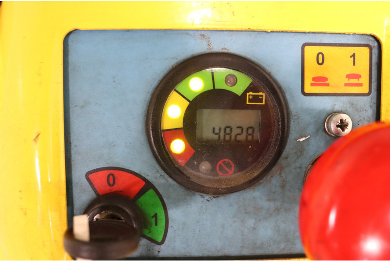 Hyster P1.8 - Padėklų krautuvas: foto 4 Hyster P1.8 - Padėklų krautuvas: foto 4