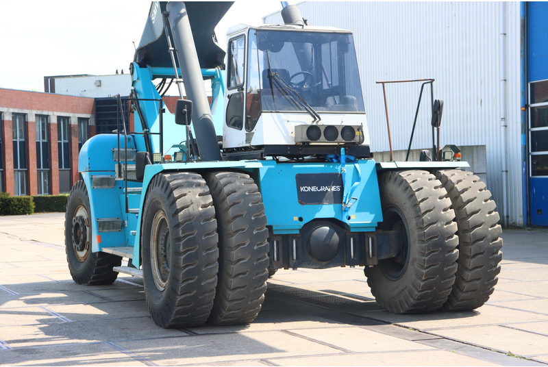KONECRANES 4527CB5 - Konteinerių krautuvas: foto 3 KONECRANES 4527CB5 - Konteinerių krautuvas: foto 3