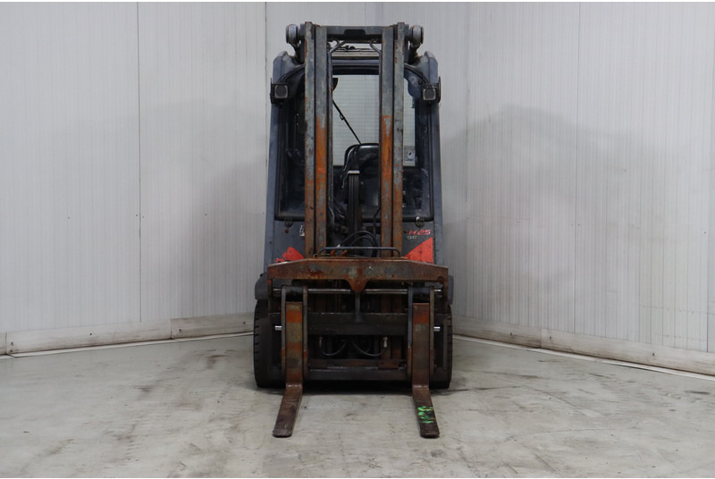 Linde H25D - Dyzelinis krautuvas: foto 3 Linde H25D - Dyzelinis krautuvas: foto 3