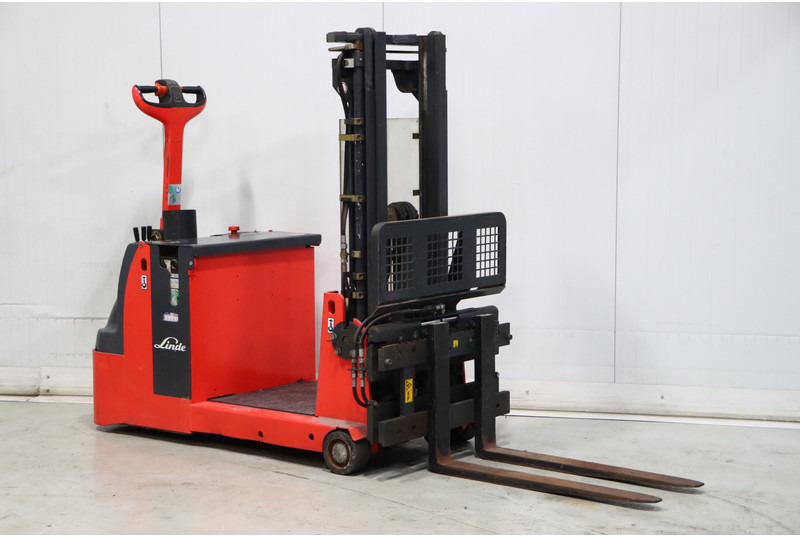Linde L12AC - Keltuvas: foto 1 Linde L12AC - Keltuvas: foto 1