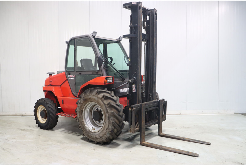 Manitou M30-4 - Dyzelinis krautuvas: foto 1 Manitou M30-4 - Dyzelinis krautuvas: foto 1