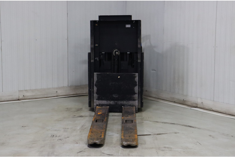 Toyota OSE120 - Užsakytų prekių krautuvas: foto 3 Toyota OSE120 - Užsakytų prekių krautuvas: foto 3