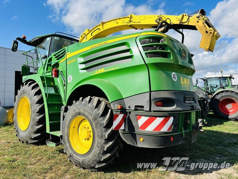 John Deere 8300 - Traktorius: foto 5 John Deere 8300 - Traktorius: foto 5