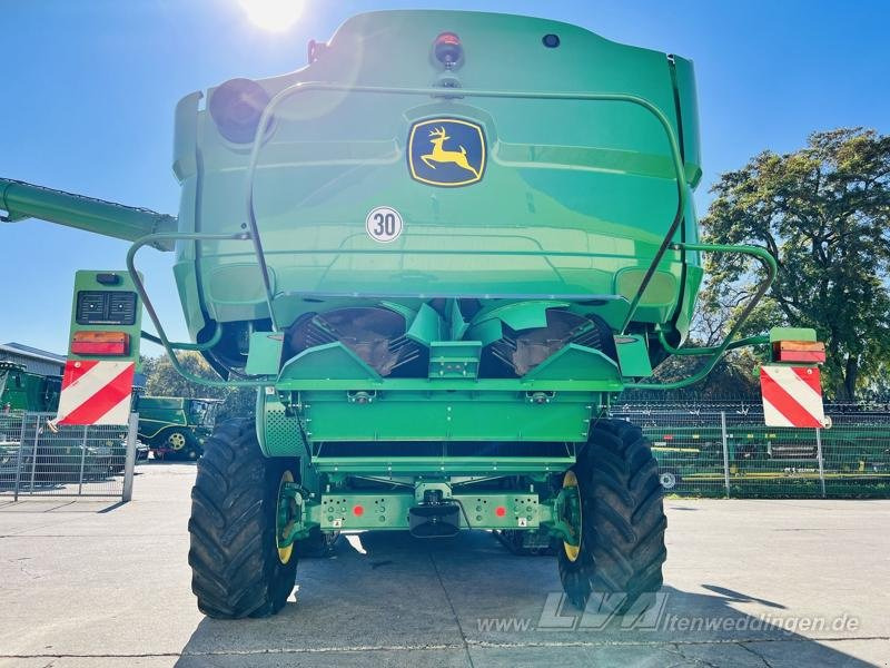 John Deere S790 - Derliaus nuėmimo kombainas: foto 4 John Deere S790 - Derliaus nuėmimo kombainas: foto 4