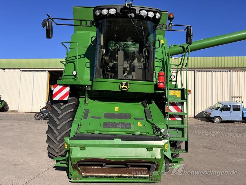 John Deere T660 - Derliaus nuėmimo kombainas: foto 4 John Deere T660 - Derliaus nuėmimo kombainas: foto 4