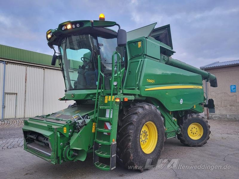 John Deere T660 i ProDrive - Derliaus nuėmimo kombainas: foto 1 John Deere T660 i ProDrive - Derliaus nuėmimo kombainas: foto 1