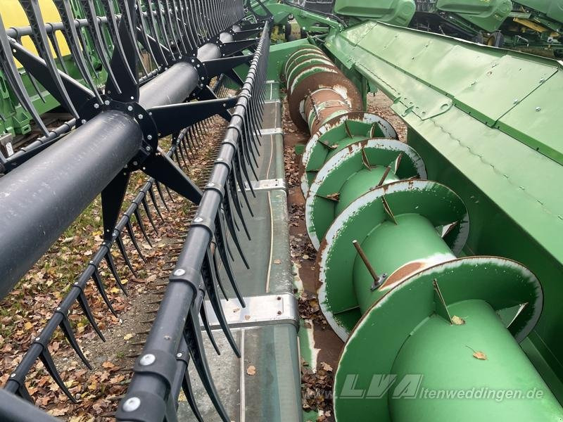 John Deere T670 i - Derliaus nuėmimo kombainas: foto 5 John Deere T670 i - Derliaus nuėmimo kombainas: foto 5