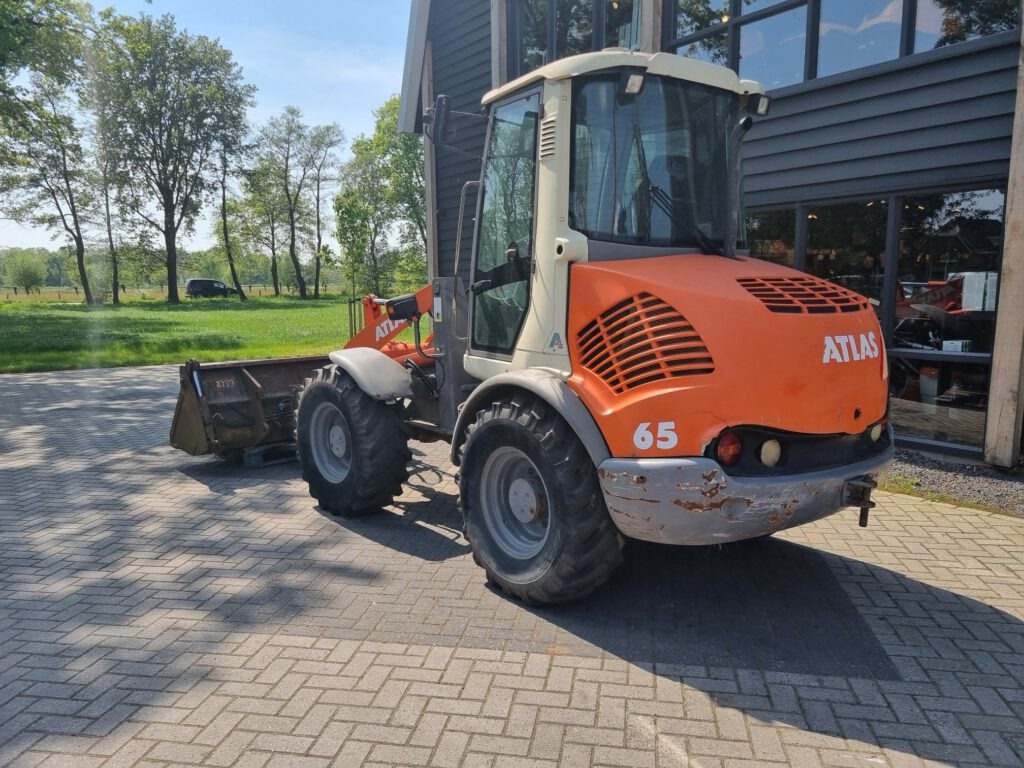 ATLAS 65 - Ratinis krautuvas: foto 3 ATLAS 65 - Ratinis krautuvas: foto 3