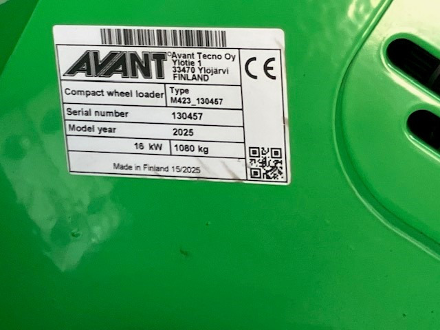 AVANT 423 TDL miniloader - Šarnyrinis krautuvas: foto 5 AVANT 423 TDL miniloader - Šarnyrinis krautuvas: foto 5