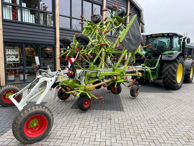CLAAS VOLTO 1300T tedder - Šieno grėblys/ Vartytuvas: foto 5 CLAAS VOLTO 1300T tedder - Šieno grėblys/ Vartytuvas: foto 5