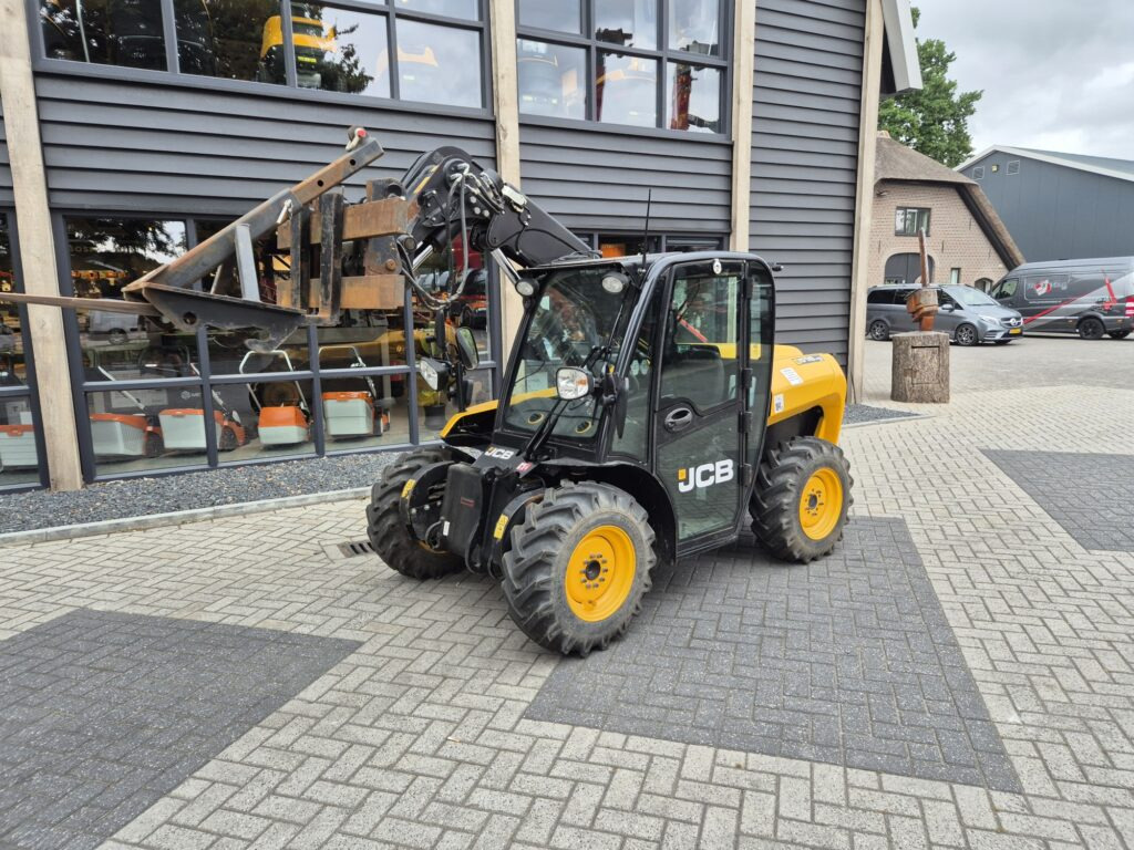JCB 516-40 - Teleskopinis krautuvas: foto 2 JCB 516-40 - Teleskopinis krautuvas: foto 2