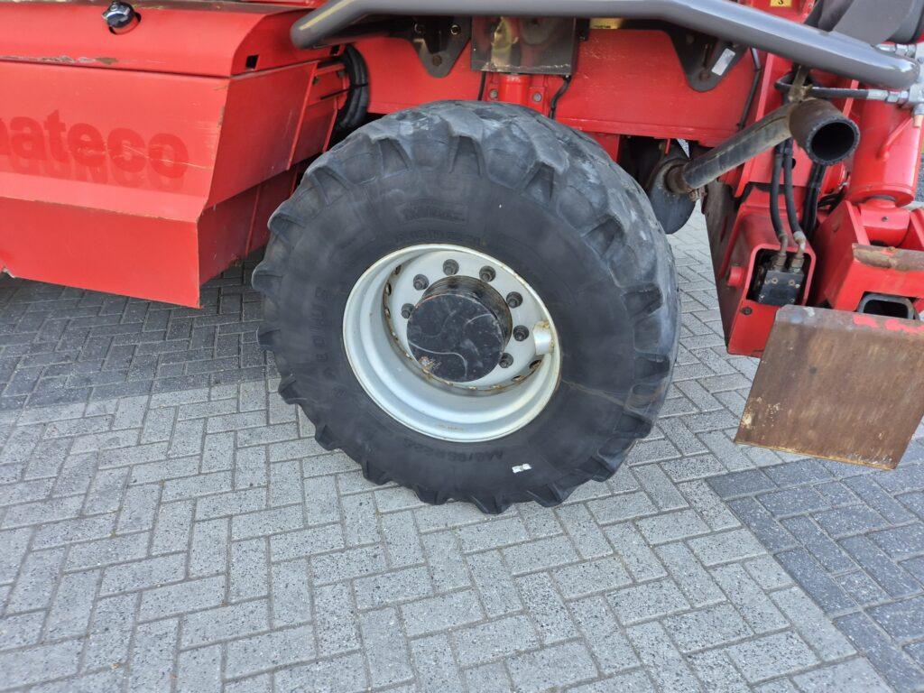 Teleskopinis krautuvas MANITOU MRT 1850+ privilege: foto 16