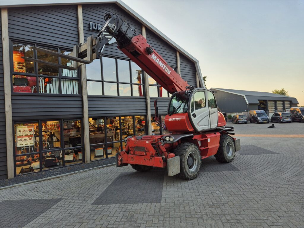 MANITOU MRT 2150 privilege - Teleskopinis krautuvas: foto 2 MANITOU MRT 2150 privilege - Teleskopinis krautuvas: foto 2