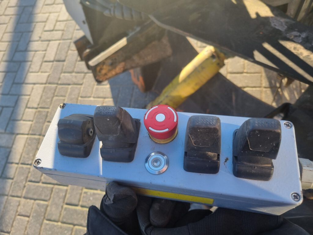 OBMTEC Pro270XL stump grinder - Kelmų smulkintuvas: foto 5 OBMTEC Pro270XL stump grinder - Kelmų smulkintuvas: foto 5