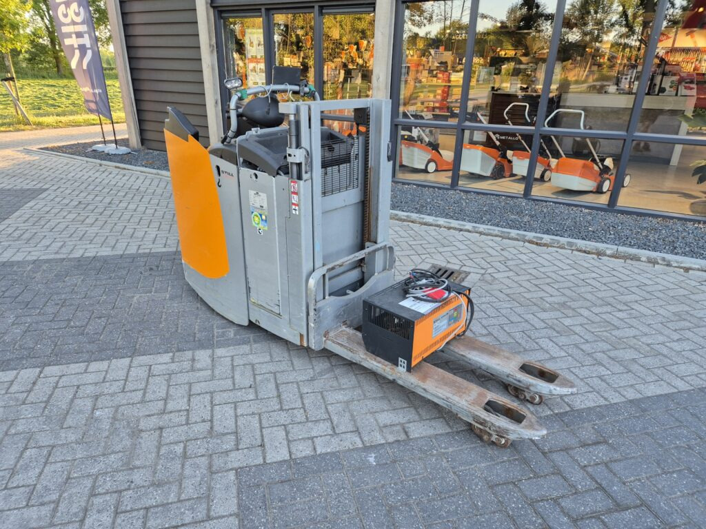 STILL EXD-S20 stacker - Elektrinis krautuvas: foto 3 STILL EXD-S20 stacker - Elektrinis krautuvas: foto 3