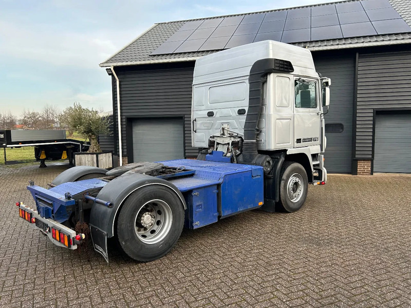 Volvo F 16.505 hp | 4x2 | AIR SUSPENSION | 1992 | GLOBETROTTER | lizingą Volvo F 16.505 hp | 4x2 | AIR SUSPENSION | 1992 | GLOBETROTTER |: foto 5 Volvo F 16.505 hp | 4x2 | AIR SUSPENSION | 1992 | GLOBETROTTER | lizingą Volvo F 16.505 hp | 4x2 | AIR SUSPENSION | 1992 | GLOBETROTTER |: foto 5