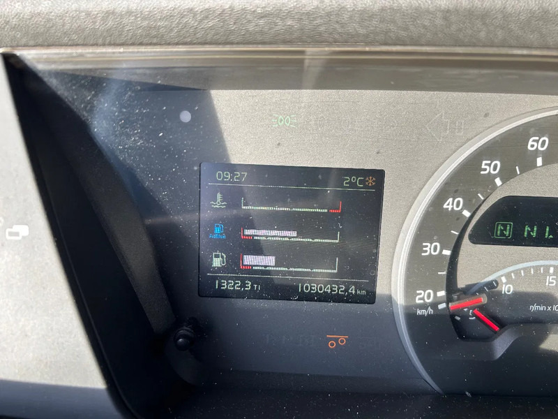 Volvo FH | 540 E6 | 6X4/4 BOUGY LIFTER | 04/2016 | - Vilkikas: foto 5 Volvo FH | 540 E6 | 6X4/4 BOUGY LIFTER | 04/2016 | - Vilkikas: foto 5