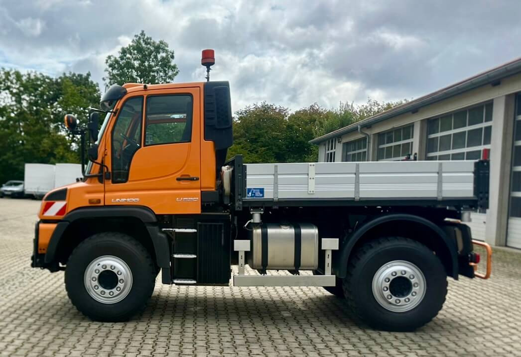Unimog 530 - U530 405 44301 Mercedes Benz 405 - Komunalinė/ Specializuota technika: foto 2 Unimog 530 - U530 405 44301 Mercedes Benz 405 - Komunalinė/ Specializuota technika: foto 2