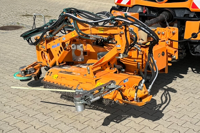 Unimog Leitpfostenausmähgerät / Randstreifenmähger - Smulkintuvas su manipuliatoriumi: foto 5 Unimog Leitpfostenausmähgerät / Randstreifenmähger - Smulkintuvas su manipuliatoriumi: foto 5