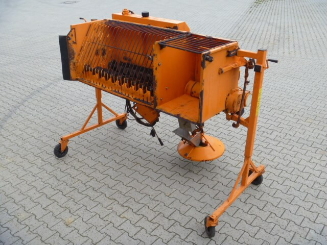 Unimog Salzstreuer Gmeiner DK WA 24V - Smėlio/ Druskos barstytuvas: foto 4 Unimog Salzstreuer Gmeiner DK WA 24V - Smėlio/ Druskos barstytuvas: foto 4