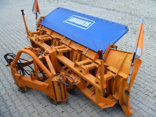 Unimog Schneepflug - Schneeschild Schmidt MF 3.3 - Sniego peilis: foto 4 Unimog Schneepflug - Schneeschild Schmidt MF 3.3 - Sniego peilis: foto 4
