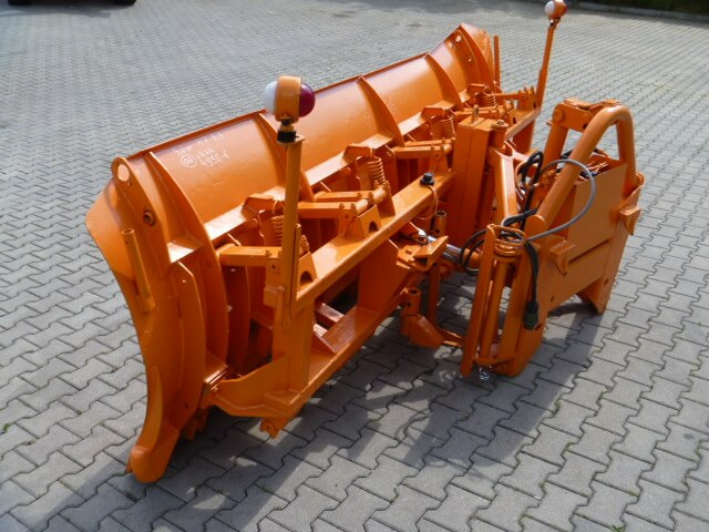 Unimog Schneepflug - Schneeschild Schmidt MF5.3 - Sniego peilis: foto 3 Unimog Schneepflug - Schneeschild Schmidt MF5.3 - Sniego peilis: foto 3