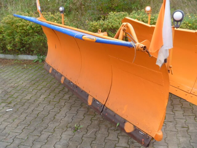 Unimog Schneepflug - Schneeschild Schmidt MF5.3 - Sniego peilis: foto 1 Unimog Schneepflug - Schneeschild Schmidt MF5.3 - Sniego peilis: foto 1