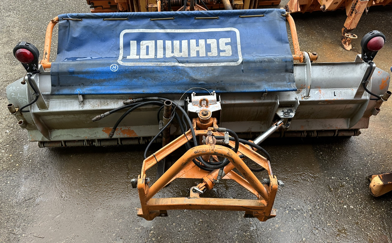 Unimog Schneepflug - Schneeschild Schmidt Micro - Sniego peilis: foto 5 Unimog Schneepflug - Schneeschild Schmidt Micro - Sniego peilis: foto 5
