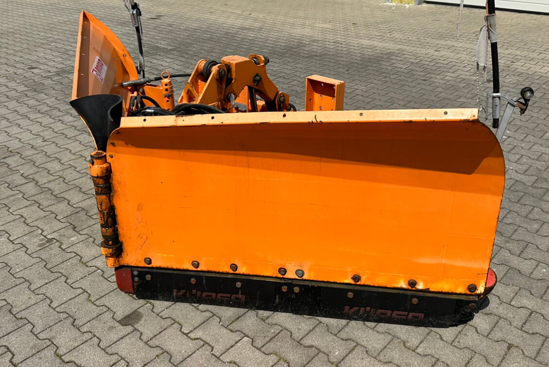 Unimog Schneepflug - Vario Rasco VERTUS 3.2 GB2X3 - Sniego peilis: foto 2 Unimog Schneepflug - Vario Rasco VERTUS 3.2 GB2X3 - Sniego peilis: foto 2