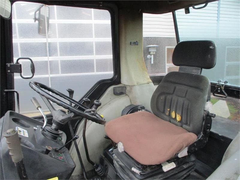 Case IH 845 XLA - Traktorius: foto 5 Case IH 845 XLA - Traktorius: foto 5