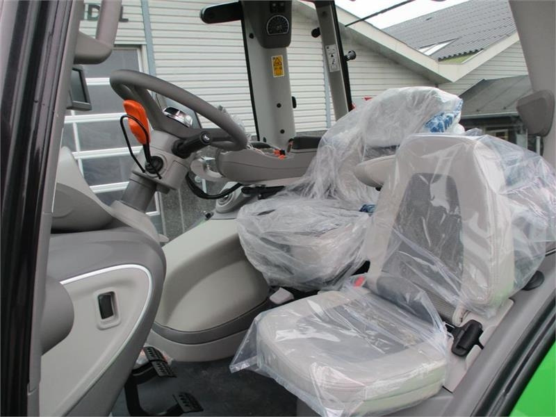 Deutz-fahr 9340 TTV New and unused tractor - Traktorius: foto 5 Deutz-fahr 9340 TTV New and unused tractor - Traktorius: foto 5