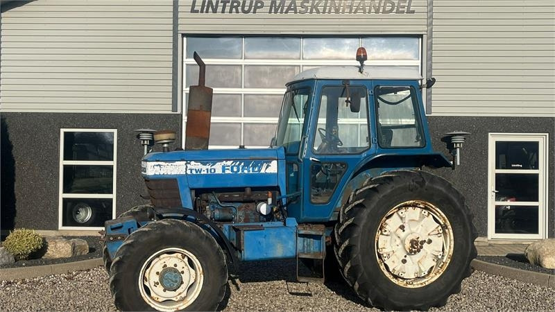 Ford TW10 Meget original 4wd Ford TW10. - Traktorius: foto 1 Ford TW10 Meget original 4wd Ford TW10. - Traktorius: foto 1