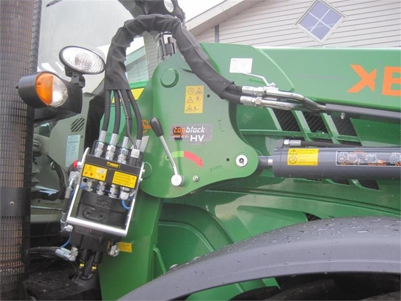 Hauer Frontlæsser til en god pris. Den stærke XB Bionic - Traktorius - frontalinis krautuvas: foto 5 Hauer Frontlæsser til en god pris. Den stærke XB Bionic - Traktorius - frontalinis krautuvas: foto 5