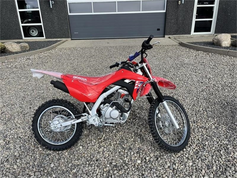 Honda CRF 125 FB Den helt nye model  lizingą Honda CRF 125 FB Den helt nye model: foto 15