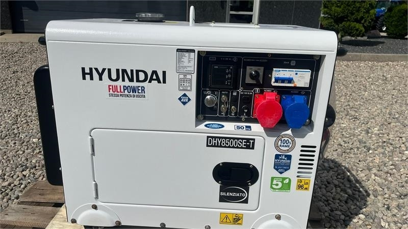 Hyundai DHY8500SE-T 7,0kW diesel - Elektrinis generatorius: foto 2 Hyundai DHY8500SE-T 7,0kW diesel - Elektrinis generatorius: foto 2