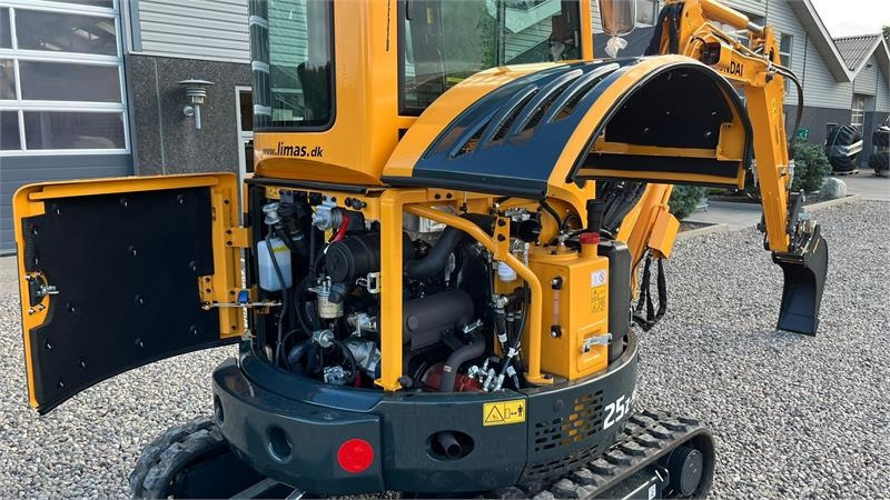 Mini ekskavatorius Hyundai R25Z-9AK Robex med Tilt-Mann tilt skifte samt Engc: foto 18 Mini ekskavatorius Hyundai R25Z-9AK Robex med Tilt-Mann tilt skifte samt Engc: foto 18