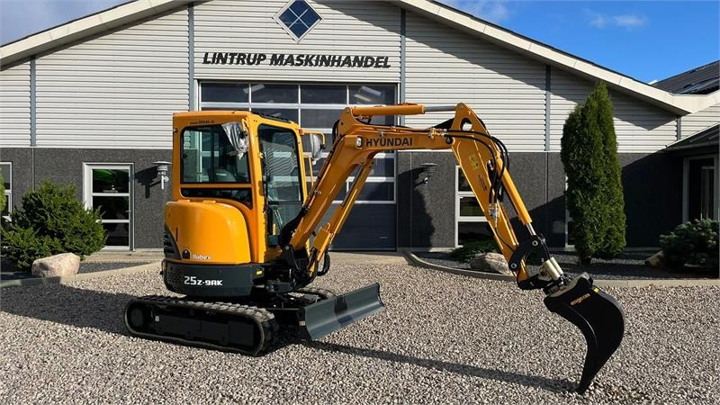 Mini ekskavatorius Hyundai R25Z-9AK Robex med Tilt-Mann tilt skifte samt Engc: foto 22 Mini ekskavatorius Hyundai R25Z-9AK Robex med Tilt-Mann tilt skifte samt Engc: foto 22