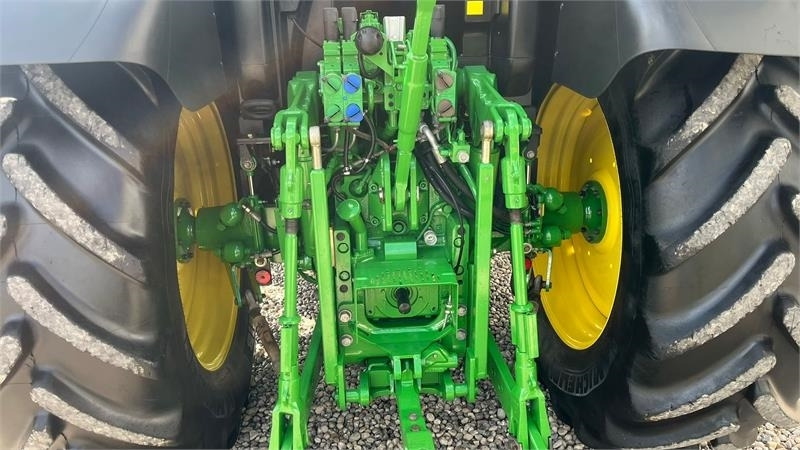 John Deere 6115R Med frontlæsser og krybegear - Traktorius: foto 4 John Deere 6115R Med frontlæsser og krybegear - Traktorius: foto 4