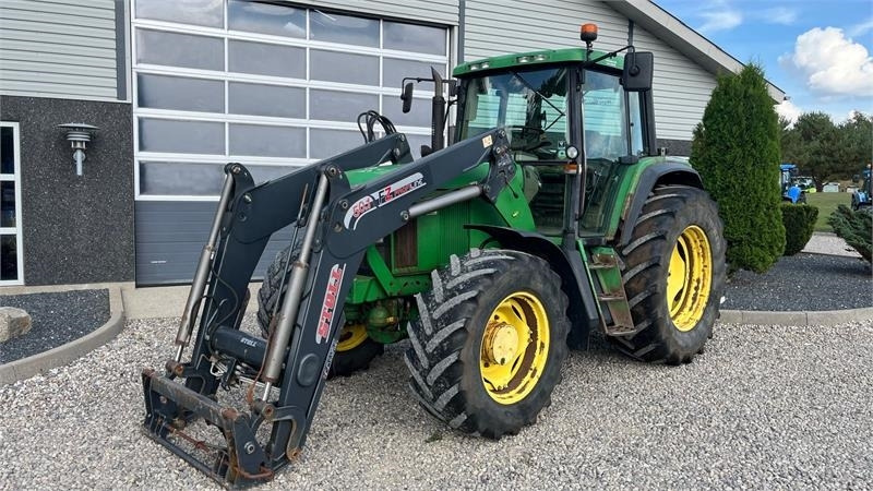 John Deere 6910 Auto Quad II-TLS Med frontlæsser - Traktorius: foto 2 John Deere 6910 Auto Quad II-TLS Med frontlæsser - Traktorius: foto 2